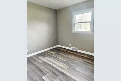 3216 N Winnebago Street, Rockford, IL 61103 - Photo 6