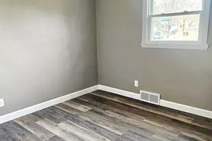 3216 N Winnebago St, Rockford, IL 61103 - Photo 6