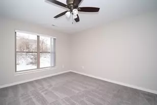 5785 Jackie's Dr, Loves Park, IL 61111 - Photo 10