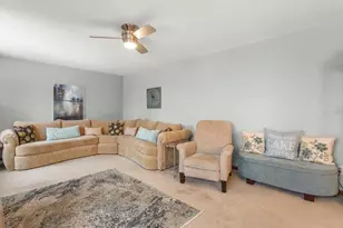 548 Baintree Rd, Lake Summerset, IL 61019 - Photo 16