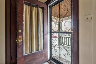 2207 7th St, Rockford, IL 61104 - Photo 8