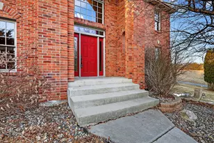 8306 E Crockett Rd, Roscoe, IL 61073 - Photo 8