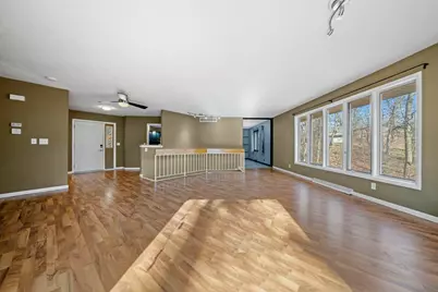 6466 Thorncrest Drive, Rockford, IL 61109 - Photo 8