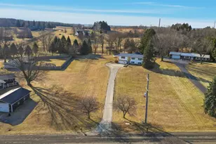 13831 Prairie Center Rd, Union Grove, IL 61270 - Photo 6