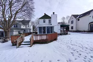 1020 S Oak Ave, Freeport, IL 61032 - Photo 4