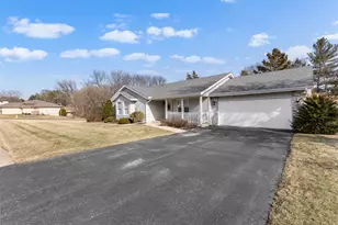 1872 S Trainer Rd, Rockford, IL 61108 - Photo 2