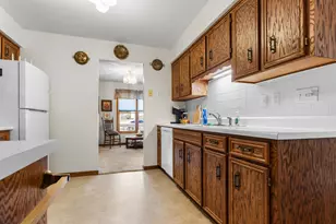 1872 S Trainer Rd, Rockford, IL 61108 - Photo 8