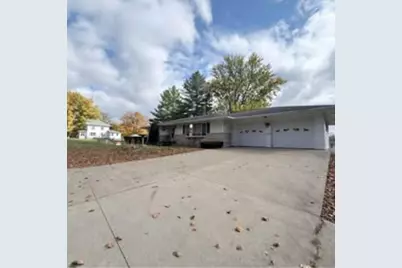 214 Long Street, Warren, IL 61087 - Photo 2