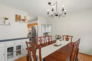 1305 Willowbrook Dr, Belvidere, IL 61008 - Photo 10