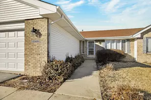 12909 Springhill Dr, Winnebago, IL 61088 - Photo 2