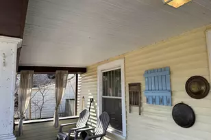 515 Burlington, Savanna, IL 61074 - Photo 24