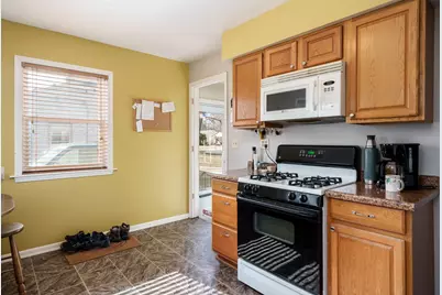 2212 Colorado Avenue, Rockford, IL 61108 - Photo 12