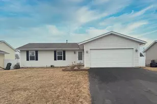 646 Cassandra Way, South Beloit, IL 61080 - Photo 1