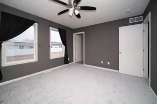 646 Cassandra Way, South Beloit, IL 61080 - Photo 8