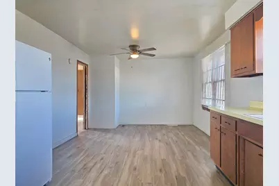 2802 8th St, Rockford, IL 61109 - Photo 8