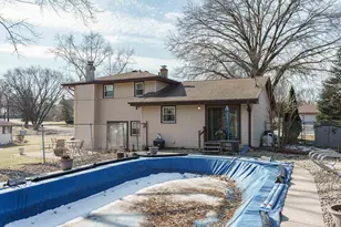 2214 Pinedrop Pkwy, Rockford, IL 61108 - Photo 10