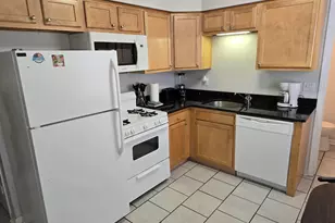 4225-4229 Harrison Ave, Rockford, IL 61108 - Photo 8