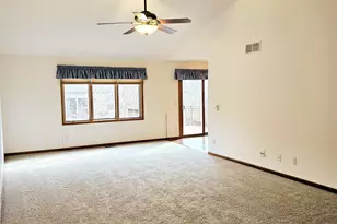 4143 Brookwood Dr, Loves Park, IL 61111 - Photo 4