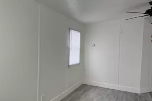 23 Pleasant Ln, Freeport, IL 61032 - Photo 2