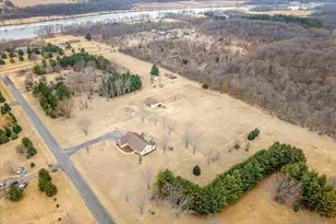 754 E Equestrian Point Dr, Oregon, IL 61061 - Photo 48