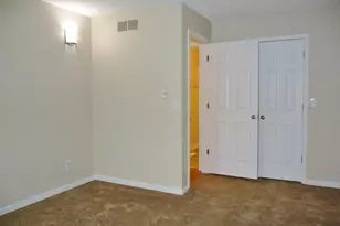 5301 Sandpiper Pl, Loves Park, IL 61111 - Photo 10