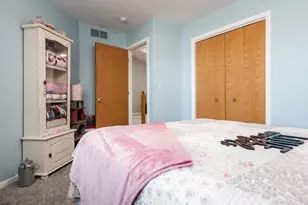 887 S Bell School, Rockford, IL 61108 - Photo 32