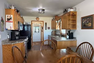 633 Park View St, Pecatonica, IL 61063 - Photo 16