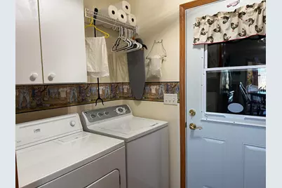 633 Park View Street, Pecatonica, IL 61063 - Photo 24