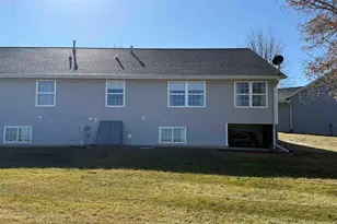 633 Park View St, Pecatonica, IL 61063 - Photo 60