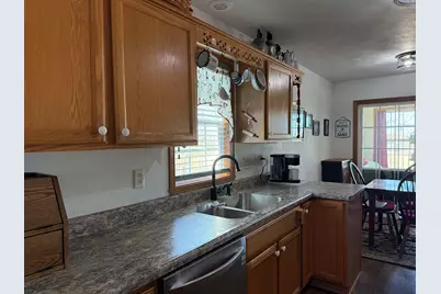 633 Park View Street, Pecatonica, IL 61063 - Photo 20