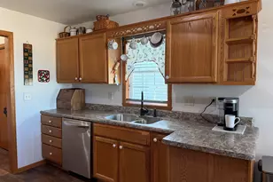 633 Park View St, Pecatonica, IL 61063 - Photo 18