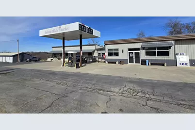 300 W Hickory Street, Apple River, IL 61001 - Photo 2