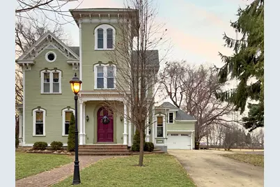 629 E Locust Street, Lanark, IL 61046 - Photo 1