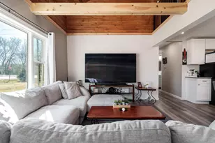 908 Hunter Rd, Caledonia, IL 61011 - Photo 6