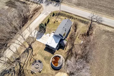 908 Hunter Road, Caledonia, IL 61011 - Photo 58