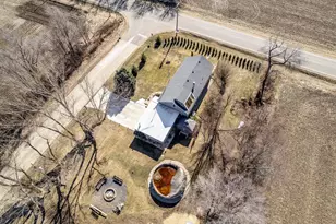 908 Hunter Rd, Caledonia, IL 61011 - Photo 58