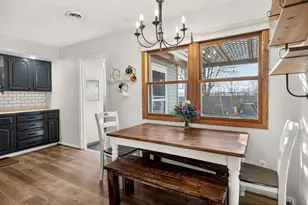 8056 W State St, Rockford, IL 61102 - Photo 14