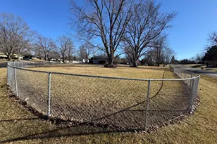 2529 Sierra Dr, Rockford, IL 61109 - Photo 36