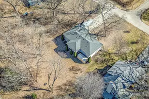 585 Knollwood Dr, Lake Summerset, IL 61019 - Photo 4