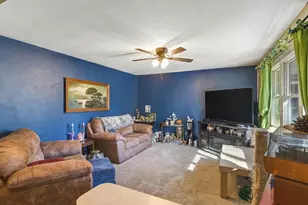 585 Knollwood Dr, Lake Summerset, IL 61019 - Photo 12