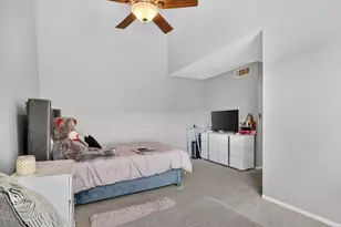 2929 Sunnyside #303A Dr, Rockford, IL 61114 - Photo 14