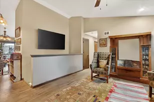3941 Joan Dr, Roscoe, IL 61073 - Photo 4