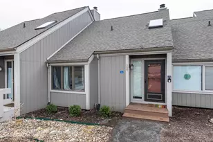 106 Plum Cove Dr, Galena, IL 61036 - Photo 1