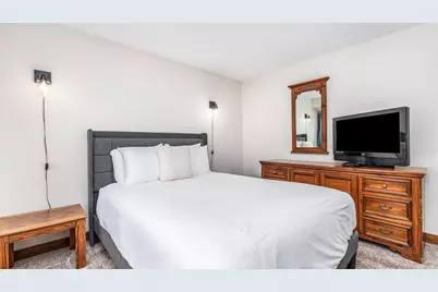 106 Plum Cove Drive, Galena, IL 61036 - Photo 12