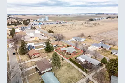 526 N Simmons Street, Stockton, IL 61085 - Photo 4