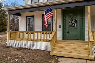 121 Green Street, Rockton, IL 61072 - Photo 2