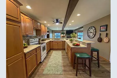 217 W Franklin Street, Rockton, IL 61072 - Photo 8