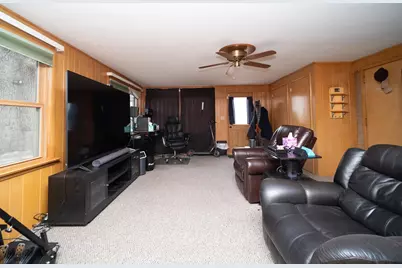 2710 Hickory Lawn Drive, Rockford, IL 61107 - Photo 6