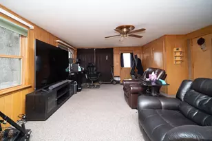 2710 Hickory Lawn Dr, Rockford, IL 61107 - Photo 6