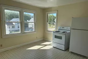 408 N West Ave, Freeport, IL 61032 - Photo 26